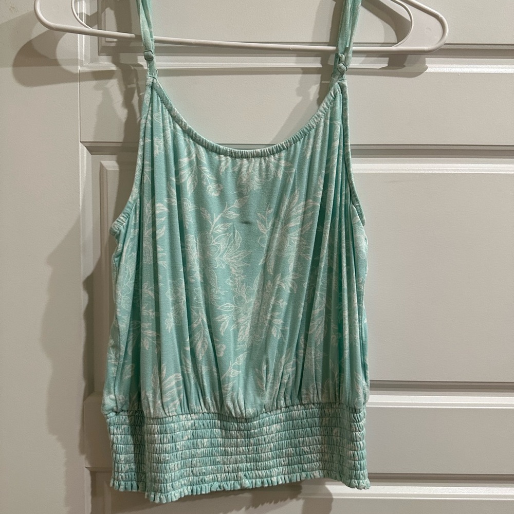teal floral summer top. size medium